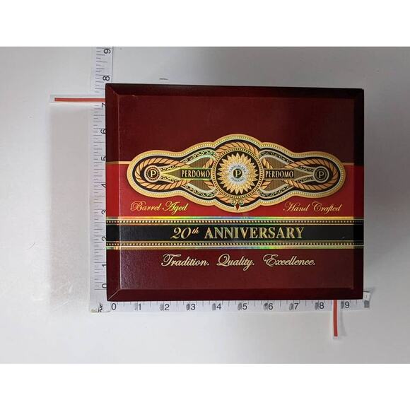 Empty Cigar box for Crafts Storage Purse Making Guitars Juggling Trinkets Herb - Picture 1 of 1